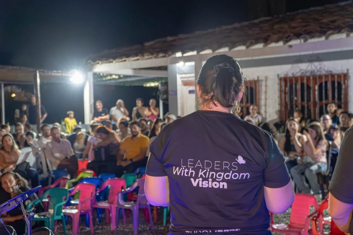 Jóvenes en el evento Leaders With Kingdom Vision